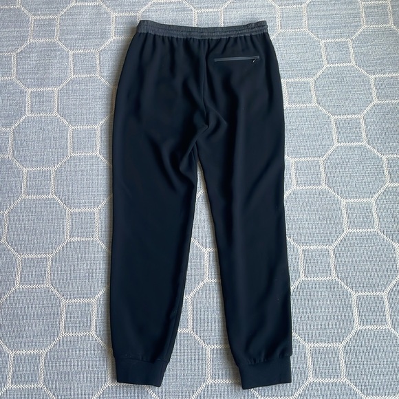 Vince Performance Jogger Pants, black, size S, excellent condition - Picture 6 of 7
